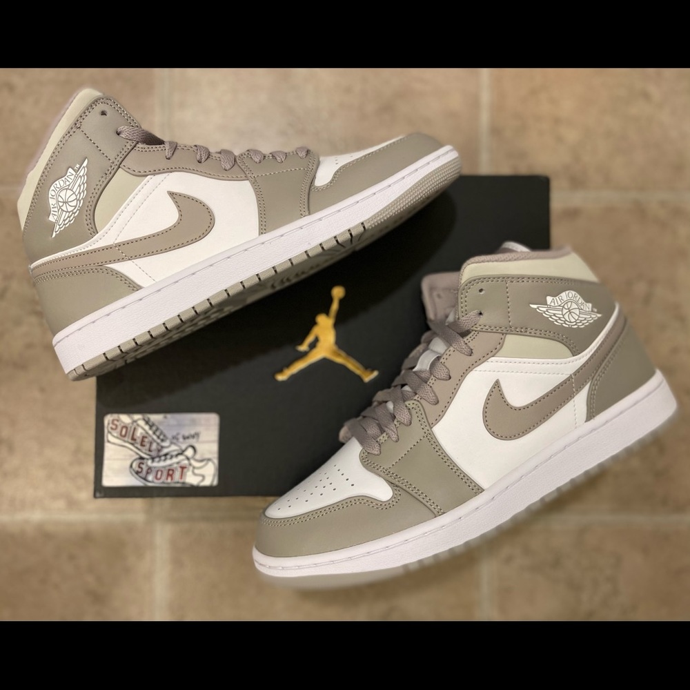 New Nike Air Jordan 1 Retro Mid Linen College Grey White Basketball Shoes NBA